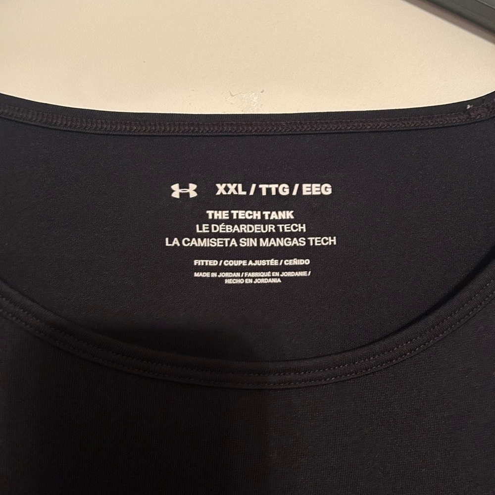 Men’s Under armor tank - Picture 3 of 3